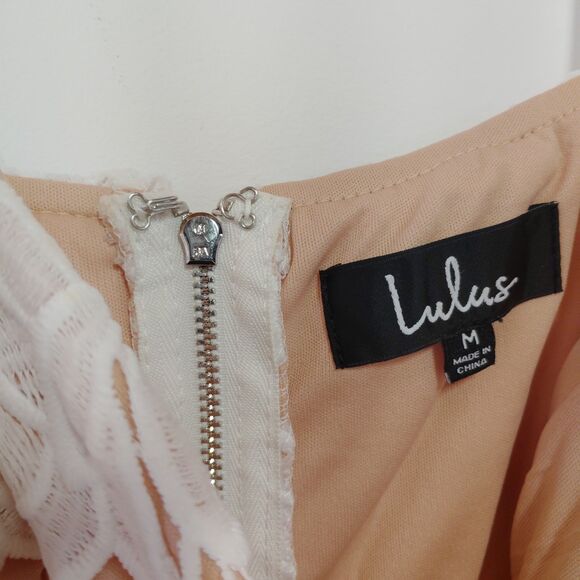 Lulu’s women's White and Beige Lace Sheath Mini Cocktail Dress M cocktail - Picture 7 of 7